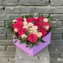 Цветочная композиция из Розы в коробке #REPLACE_PRED# Горки